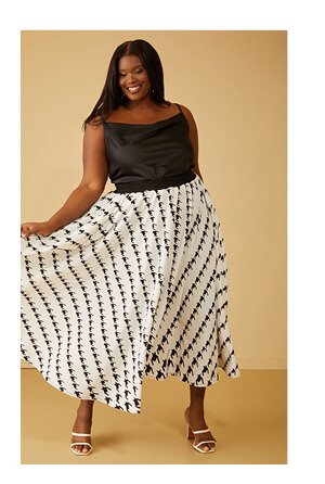 Textured Houndstooth Maxi Skirt