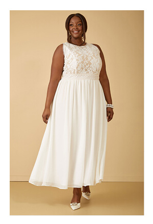 Lace Paneled Chiffon Maxi Dress