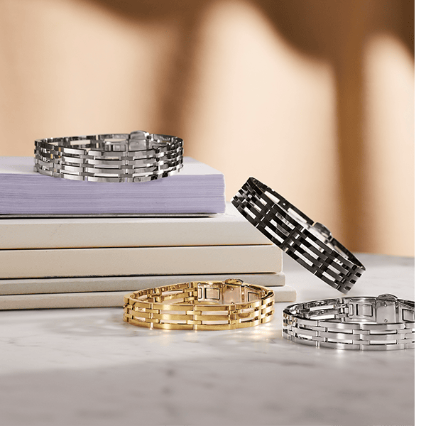 FAN-FAVORITE JEWELRY