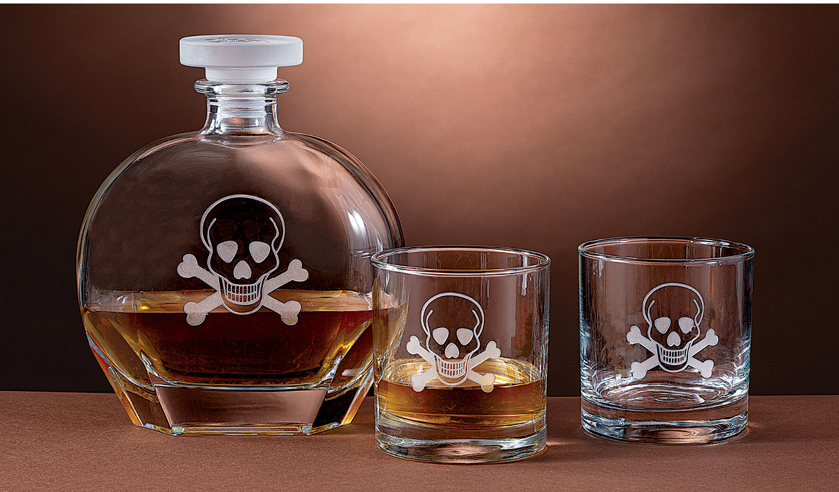 Skull Decanter Set