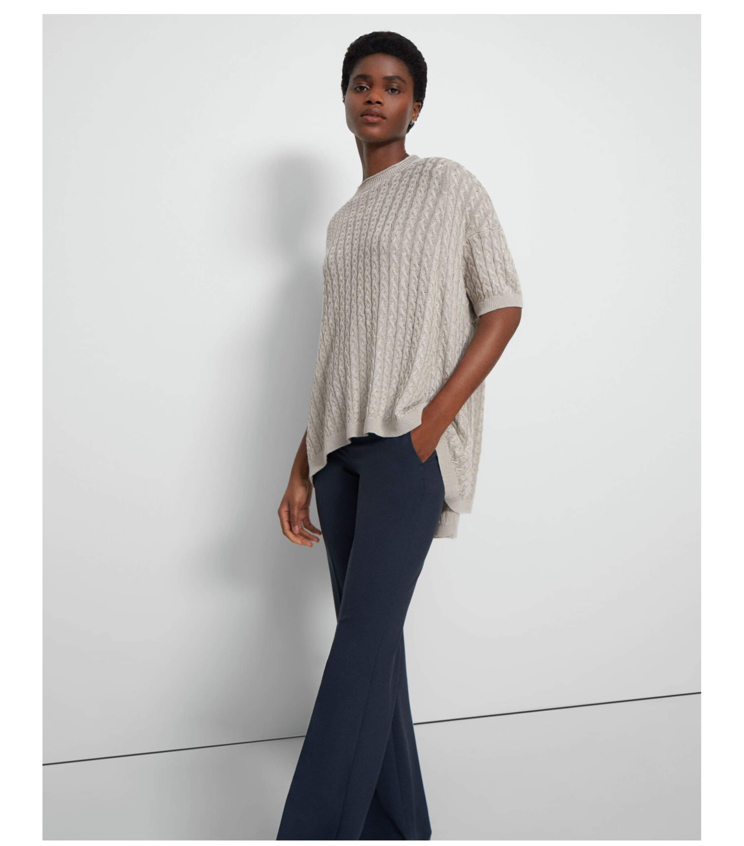 Short-Sleeve Sweater in Cable Knit Linen