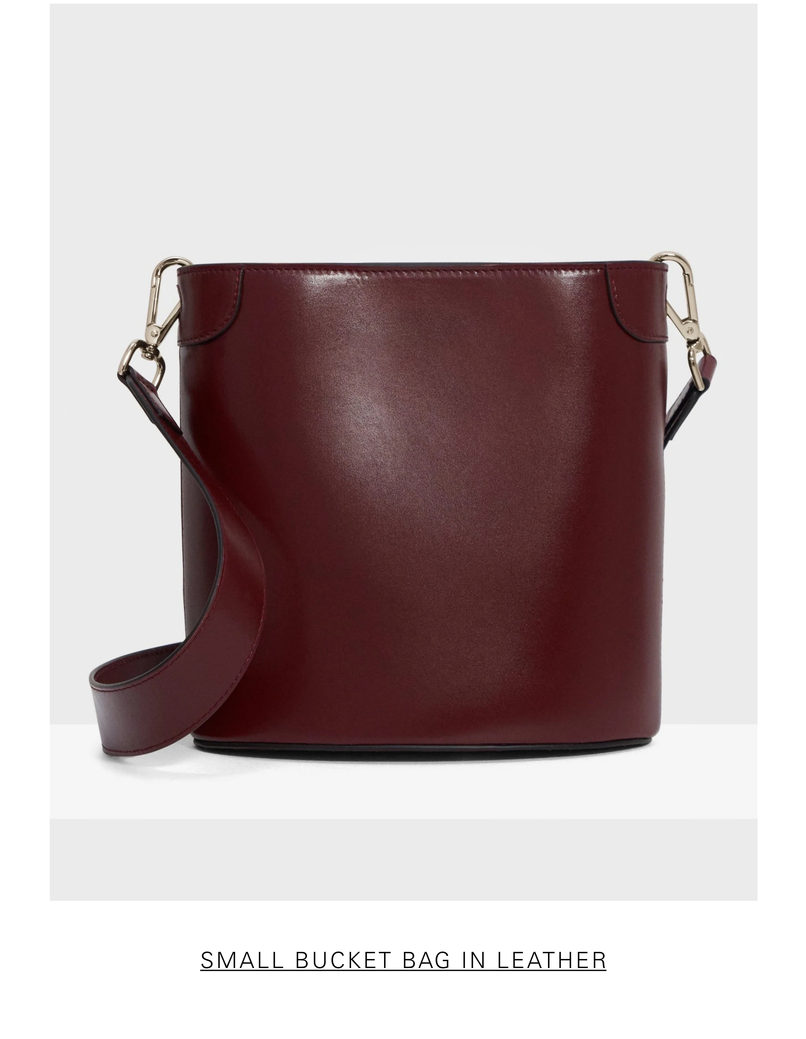 Small Bucket Bag in Leather