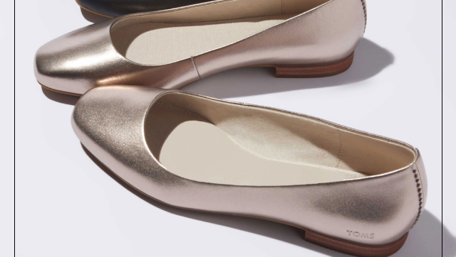 Briella Gold Leather Flat