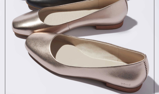 Briella Gold Leather Flat