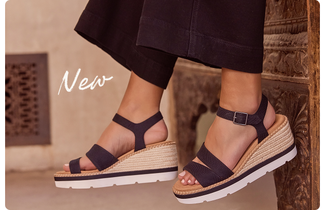 diana-black-wedge-sandal