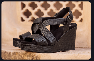 womens-alondra-wedge-sandal-black-raffia
