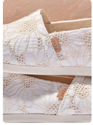 Dress Up or Down in the Diana. Shop Now