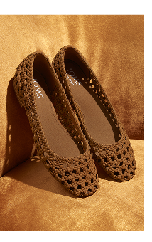 Briella Flat - Image