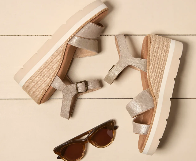 Darya Wedge Platform Sandal - Image