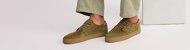 Carlo 2.0 Lace-Up Sneaker - Button