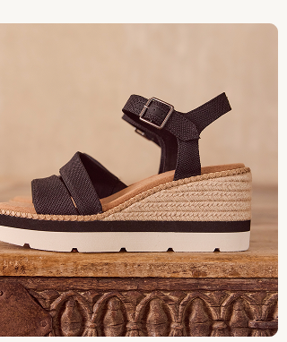 Darya Wedge Platform Sandal - Image