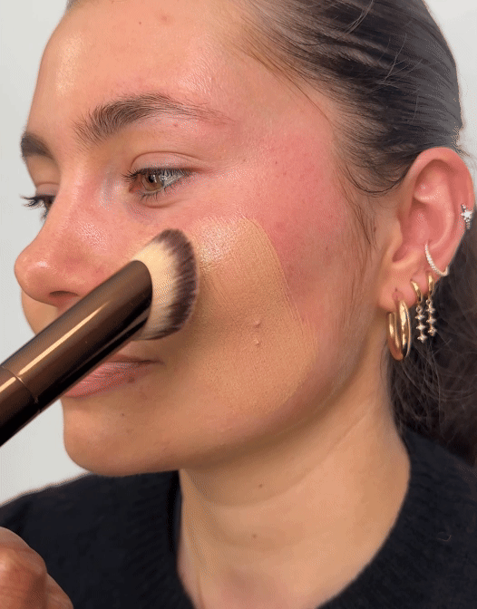 Hourglass Illusion Luminous Glow Foundation SPF 30
