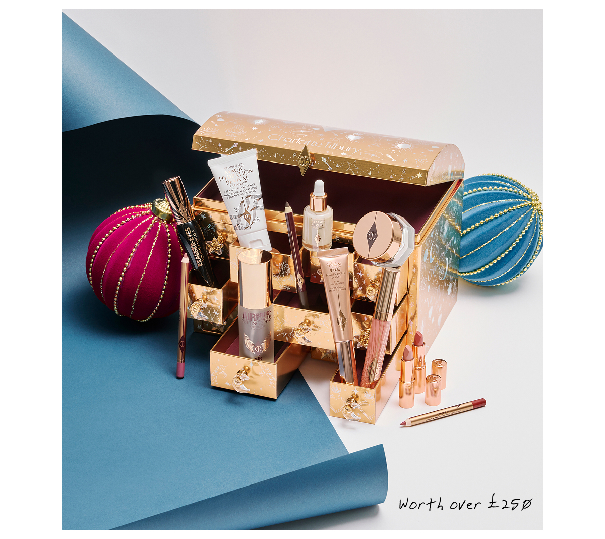 Charlotte Tilbury Charlotte's Beauty Treasure Chest