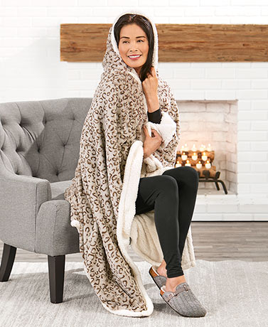 Luxury Plush Sherpa Hooded Throws
