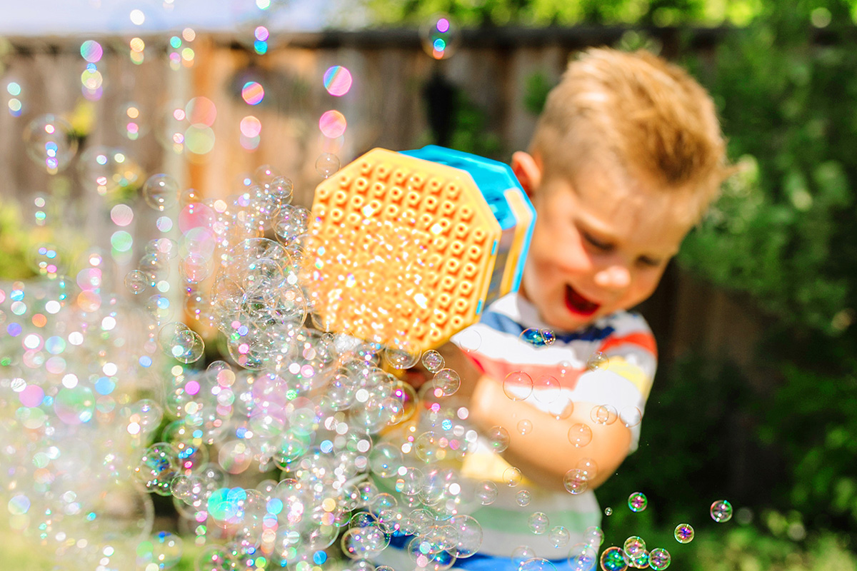 Max Bubble Gun: You and your kids will have a BLAST with this automatic bubble blaster