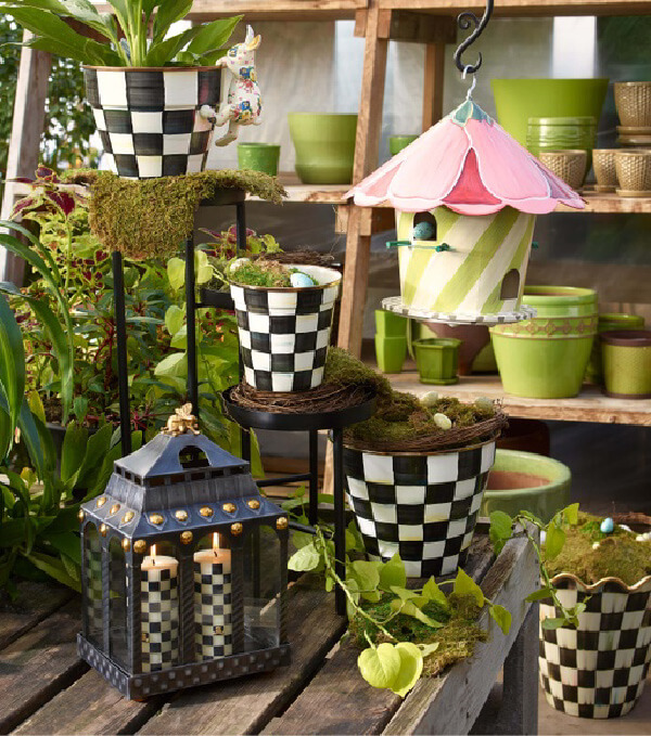 SHOP POTS & PLANTERS