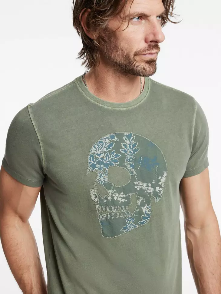 APPLIQUE SKULL TEE