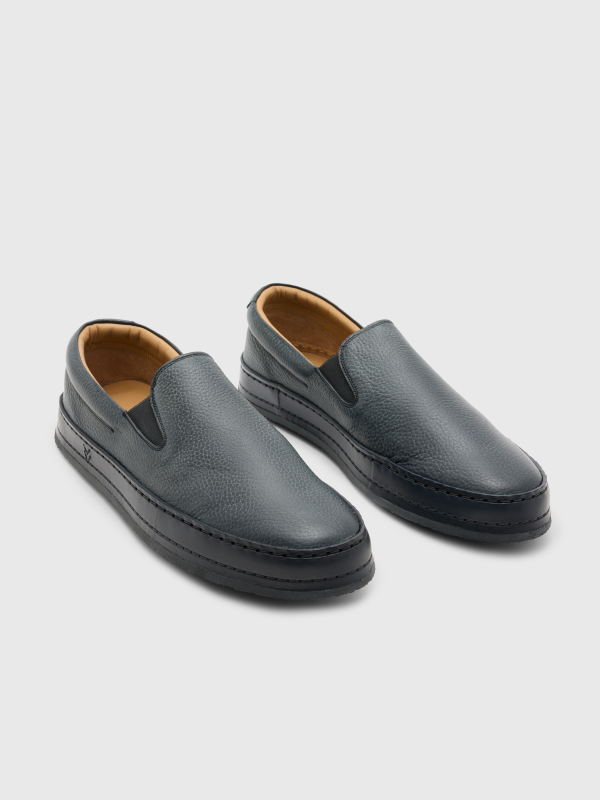 WOOSTER SLIP ON