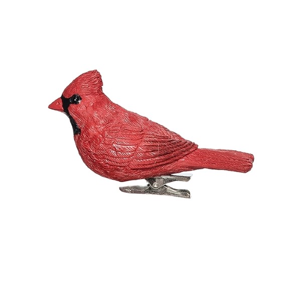 Cardinal Clip On Ornament