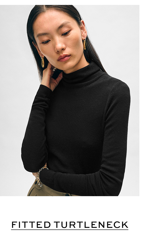 Fitted Turtleneck