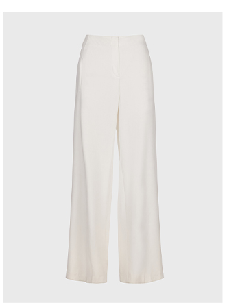 White High Waisted Crepe Bermuda Shorts