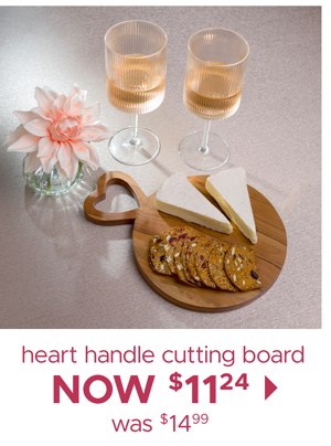 Heart Handle Cutting Board