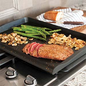 Double Backsplash Non-Stick Griddle