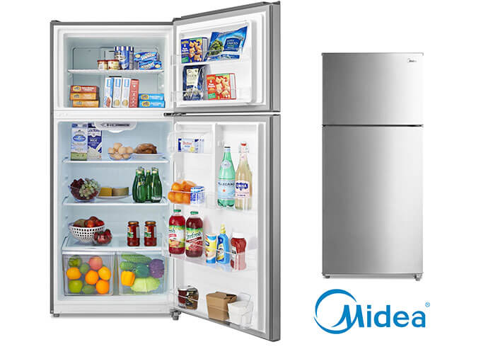 18 Cu. Ft. Top-Freezer Refrigerator.