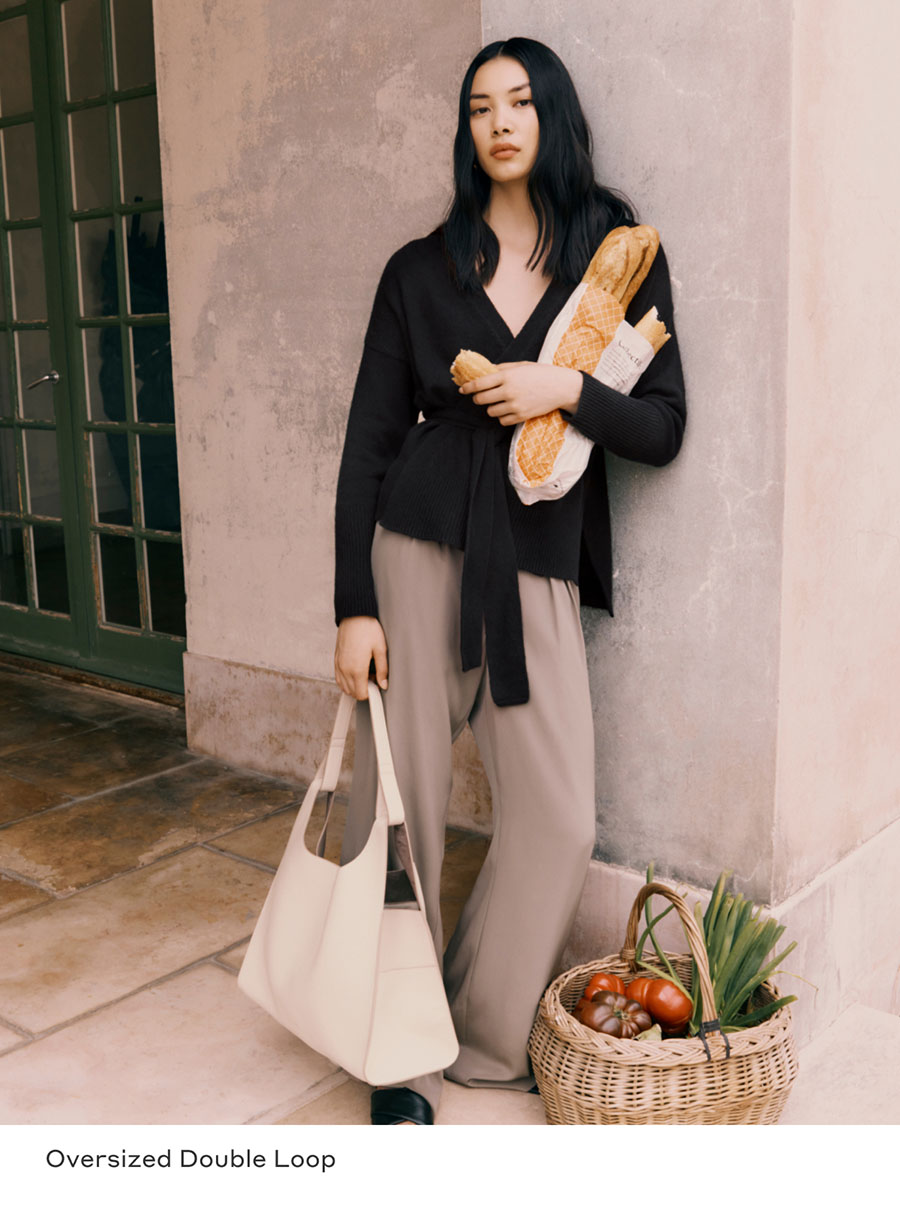 effortless summer look 🖤🖤 wearing @cuyana mini double loop bag