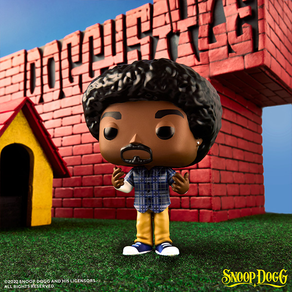 Snoop Dogg White Steelers Jesrsey Exclusive Vinyl Figure