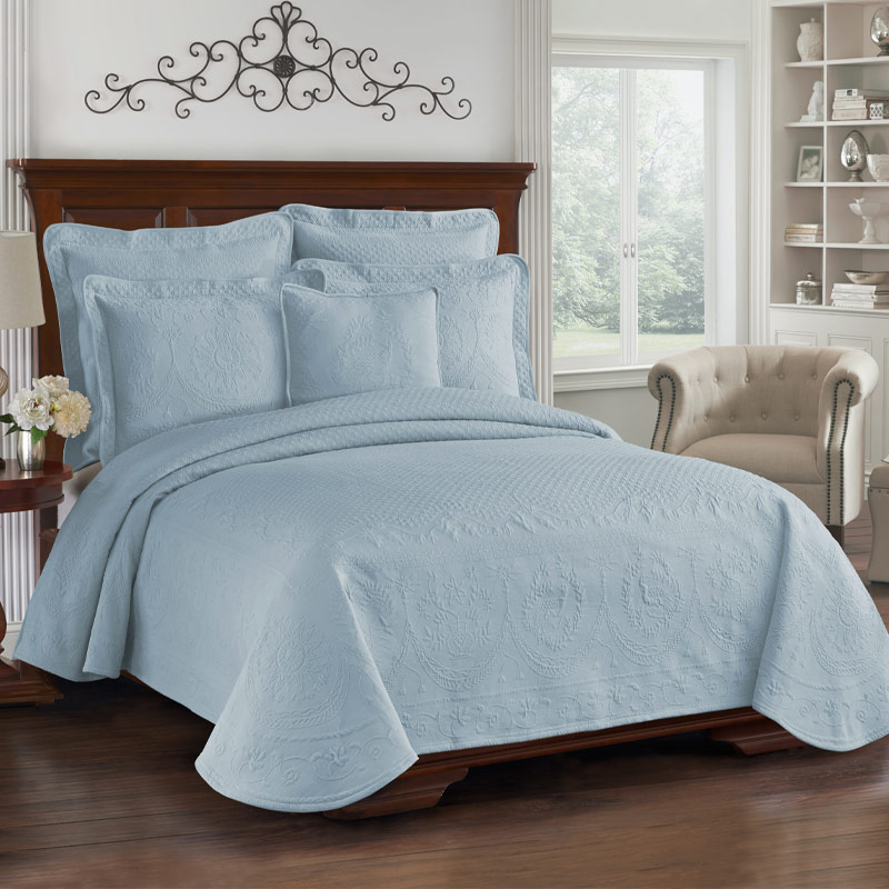 Historic Charleston King Charles Lightweight Cotton Matelasse Quilted Coverlet, Blue