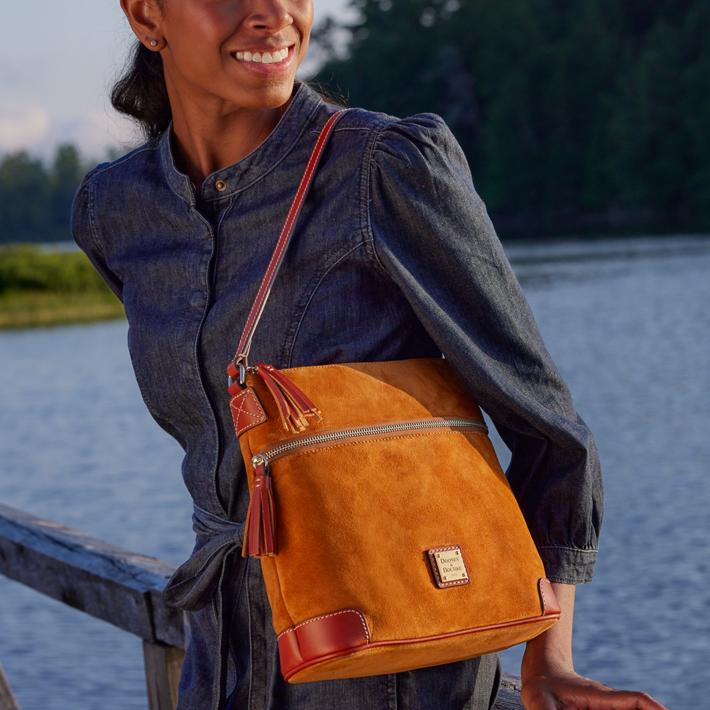 Pebble Grain Crossbody